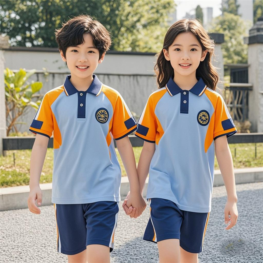 运动风校服